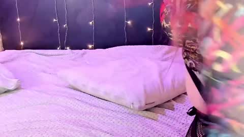 Eva Merlin online show from 03-10-25, 04:57