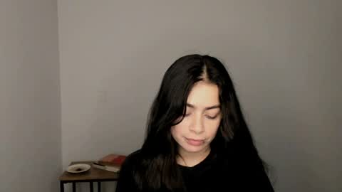 Snapshot of eva_monn chatting on 05-06-26, 01:25 eva_monn online show from 05-06-26, 01:25
