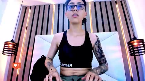 Eva cute online show from 11-24-25, 07:35