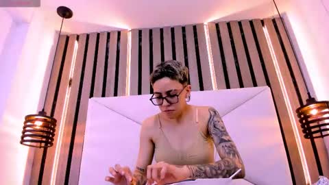 Eva cute online show from 01-13-26, 07:30