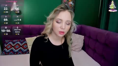 Eva 3 online show from 10-18-25, 01:41