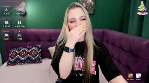 Snapshot of eva_moran chatting on 05-06-26, 02:08 Eva 3 online show from 05-06-26, 02:08
