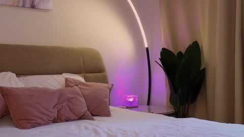 Eva online show from 02-05-25, 11:12