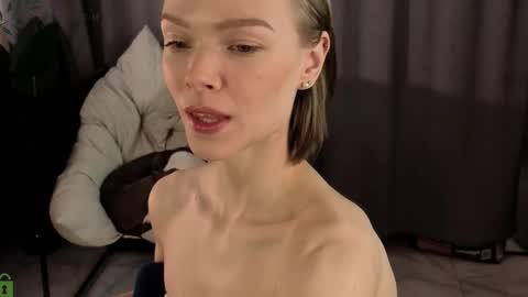 Eva online show from 01-14-26, 03:28