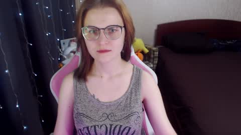 Eva online show from 02-04-25, 01:59