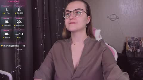 Eva online show from 10-25-25, 10:45