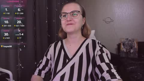 Eva online show from 11-30-25, 11:58