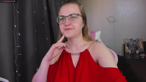 Snapshot of eva_orchid chatting on 04-11-26, 12:09 Eva online show from 04-11-26, 12:09