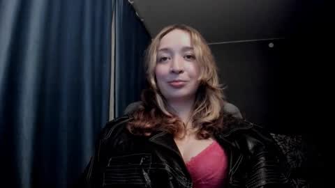 Snapshot of eva_rikchter chatting on 02-20-26, 11:16 Ice Goddess online show from 02-20-26, 11:16