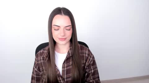 Eva online show from 02-23-25, 02:04