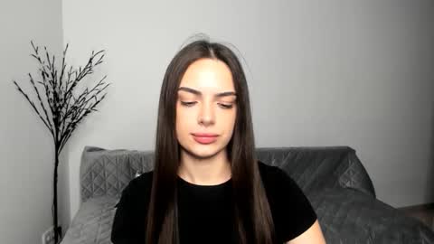 Eva online show from 04-26-26, 05:10