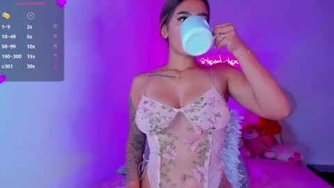 Eva Shinee online show from 02-11-25, 10:15