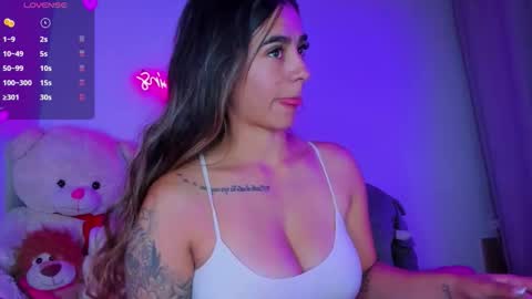 Eva Shinee online show from 11-14-25, 11:20