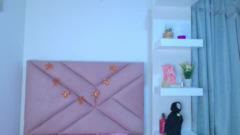 Snapshot of eva_sin18 chatting on 12-04-25, 11:13 Eva Sin online show from 12-04-25, 11:13