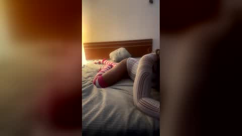 Snapshot of eva_spanihs chatting on 05-31-26, 11:06 eva_spanihs online show from 05-31-26, 11:06