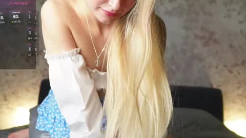 Hello Im Eva online show from 02-12-25, 10:14