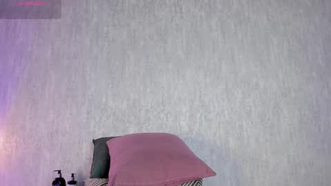 Eva online show from 09-24-25, 03:37