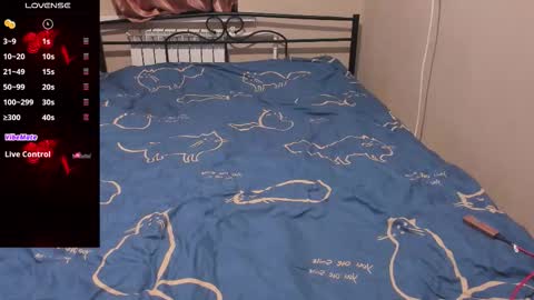 Eva online show from 12-04-25, 02:04