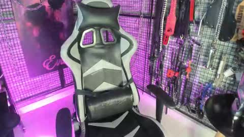 Snapshot of evaa_bdsm chatting on 10-26-25, 12:49 EVA INDEPENDENT MODEL online show from 10-26-25, 12:49