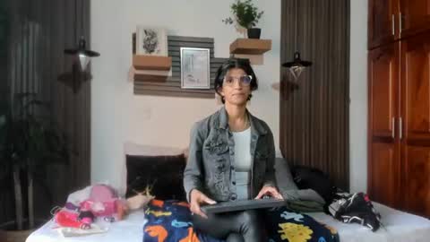 Eva online show from 07-24-26, 12:58