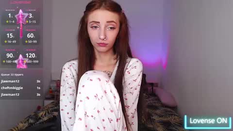 Snapshot of evaa_coy chatting on 03-02-25, 06:37 Eva online show from 03-02-25, 06:37