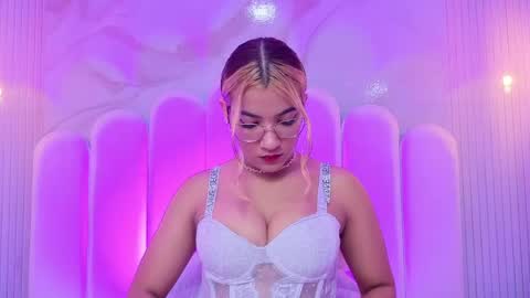 evaa_honey online show from 05-25-26, 09:54