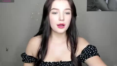 Snapshot of evaamillerr chatting on 12-11-24, 10:16 Eva online show from 12-11-24, 10:16