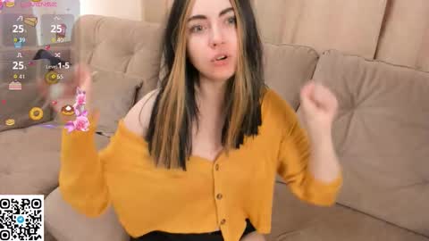 Snapshot of evablimey chatting on 11-02-25, 06:38 Eva online show from 11-02-25, 06:38