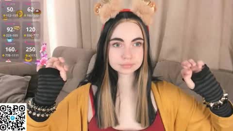 Snapshot of evablimey chatting on 11-29-25, 05:54 Eva online show from 11-29-25, 05:54