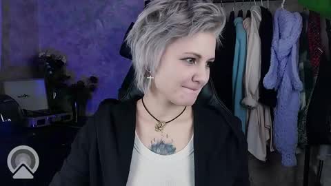 Eva Brownie online show from 01-28-25, 03:35