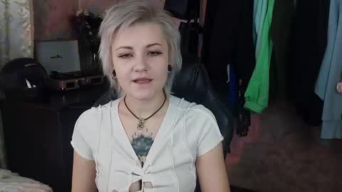 Eva Brownie online show from 02-02-25, 09:30