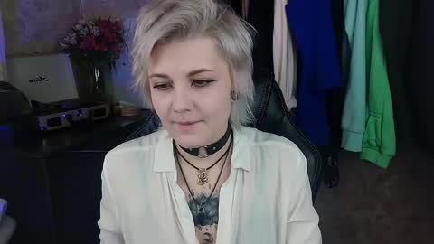 Eva Brownie online show from 02-11-25, 08:15