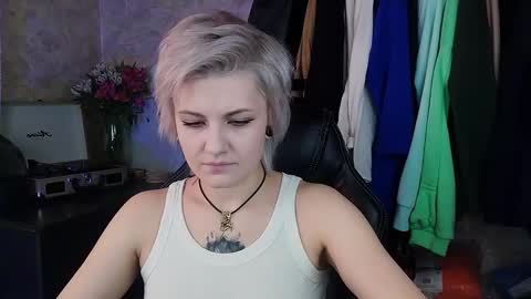 Eva Brownie online show from 02-12-25, 09:52