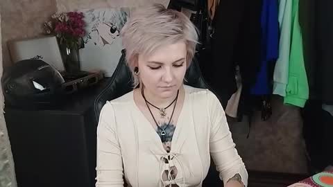 Eva Brownie online show from 02-21-25, 12:28