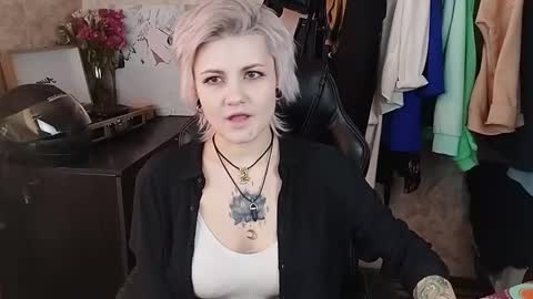 Eva Brownie online show from 02-22-25, 10:18