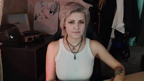 Eva Brownie online show from 03-06-25, 10:20