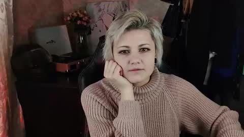 Eva Brownie online show from 03-12-25, 08:51