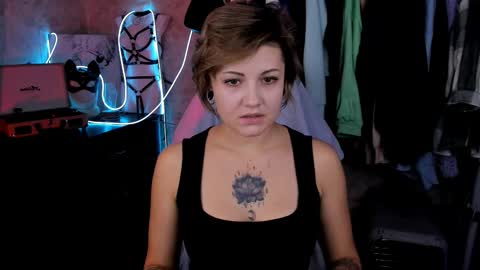 Eva Brownie online show from 10-02-25, 09:49