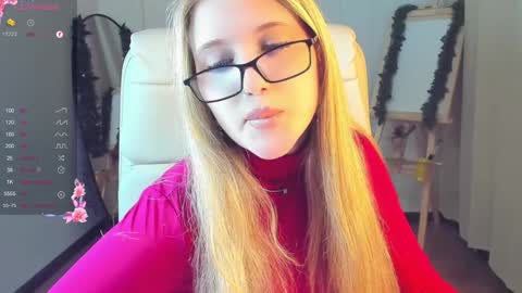 Eva  online show from 12-21-24, 05:47