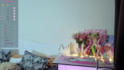 Snapshot of evaforfun chatting on 01-11-26, 03:50 Eva online show from 01-11-26, 03:50