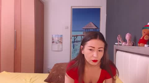 Eva online show from 12-21-25, 06:42