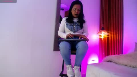 EVA GODDESS  online show from 04-26-26, 08:17