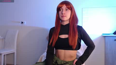 Snapshot of evahailey_ chatting on 12-02-24, 07:36 Eva online show from 12-02-24, 07:36