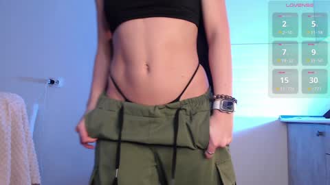 Snapshot of evahailey_ chatting on 01-19-25, 07:25 Eva online show from 01-19-25, 07:25