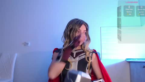 Snapshot of evahailey_ chatting on 01-30-25, 04:37 Eva online show from 01-30-25, 04:37