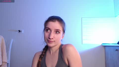 Snapshot of evahailey_ chatting on 01-31-25, 05:09 Eva online show from 01-31-25, 05:09