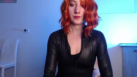 Snapshot of evahailey_ chatting on 02-25-25, 05:08 Eva online show from 02-25-25, 05:08
