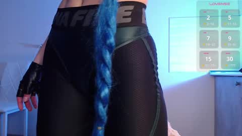 Snapshot of evahailey_ chatting on 02-27-25, 03:47 Eva online show from 02-27-25, 03:47