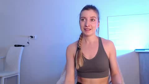 Eva online show from 04-29-26, 03:54