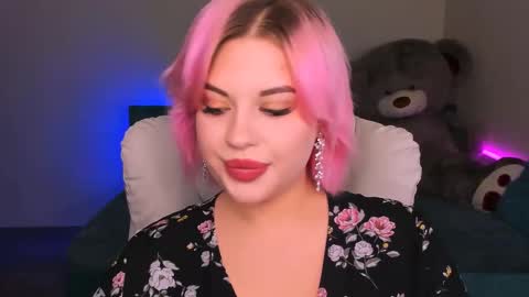 Eva online show from 12-15-24, 12:18